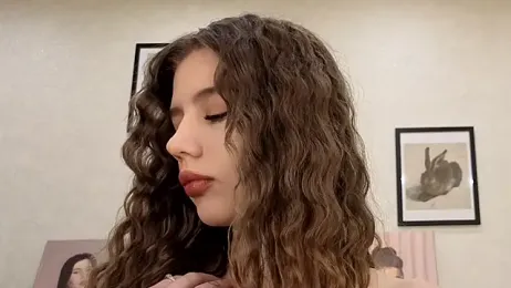 dolly_ll — Stripchat recorded stream image, 11.08.2026 13:20