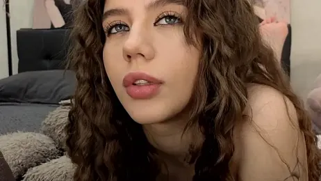 dolly_ll — Stripchat recorded stream image, 11.08.2026 13:20