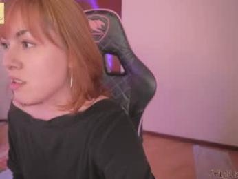 fijisakistar — Chaturbate recorded stream image, 13.08.2026 03:00