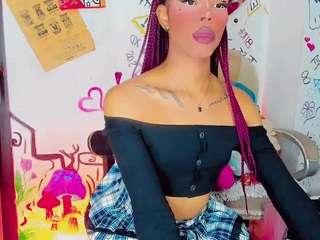 blooond — Camsoda recorded stream image, 13.08.2026 03:00