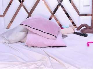 zafirahot — Camsoda recorded stream image, 13.08.2026 12:00