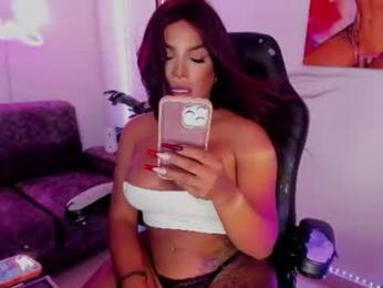 kittyhotts — Chaturbate recorded stream image, 13.08.2026 13:50