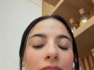 kiraalopez — Camsoda recorded stream image, 14.08.2026 21:00