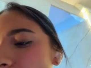 kiraalopez — Camsoda recorded stream image, 14.08.2026 21:00