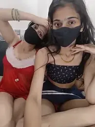cutee__crazy — Stripchat recorded stream image, 15.08.2026 17:10