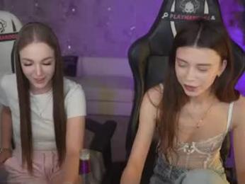 bright_diamonds_054 — Chaturbate recorded stream image, 15.08.2026 18:40