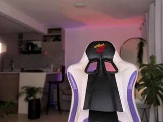 queen-violett1 — Camsoda recorded stream image, 16.08.2026 08:20