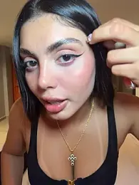 zui_lu — Stripchat recorded stream image, 17.08.2026 01:20