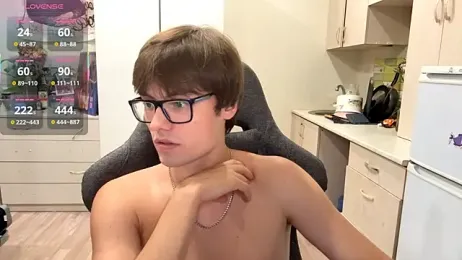 JadeNoiiir — Stripchat recorded stream image, 17.08.2026 15:40