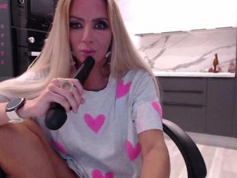 blondalina — Bongacams recorded stream image, 17.08.2026 21:10