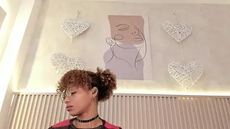 daiana_curly — Stripchat recorded stream image, 17.08.2026 22:20