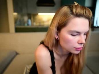 love_you_to123 — Chaturbate recorded stream image, 18.08.2026 09:00