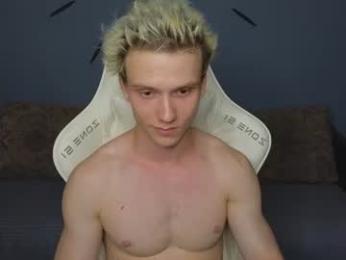 pupsenish — Chaturbate recorded stream image, 18.08.2026 17:40