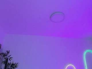 joycethompson — Camsoda recorded stream image, 18.08.2026 21:30