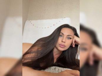 -Hennessy- — Bongacams recorded stream image, 19.08.2026 06:20