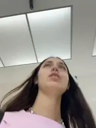 DollyTall — Stripchat recorded stream image, 19.08.2026 04:20
