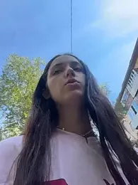 DollyTall — Stripchat recorded stream image, 19.08.2026 04:20
