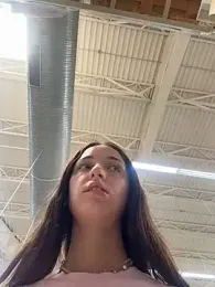 DollyTall — Stripchat recorded stream image, 19.08.2026 04:20