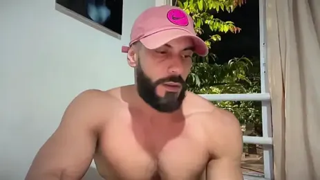 romeolovedark — Stripchat recorded stream image, 20.08.2026 02:30
