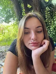 Night_dreams — Stripchat recorded stream image, 22.08.2026 07:30