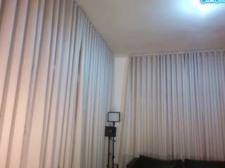 desirerodriguez — Camsoda recorded stream image, 22.08.2026 03:20