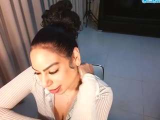 desirerodriguez — Camsoda recorded stream image, 22.08.2026 03:20