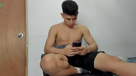 andrew_rose_ — Stripchat recorded stream image, 23.08.2026 00:20