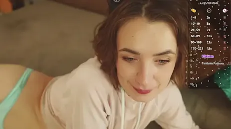 bananya_kitty — Stripchat recorded stream image, 25.08.2026 03:00
