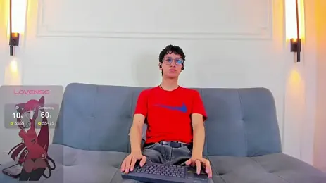 Cum_hunters — Stripchat recorded stream image, 25.08.2026 03:20