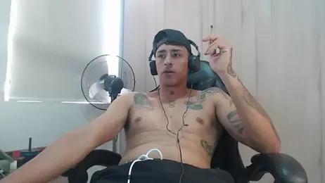 felipelopezz23 — Stripchat recorded stream image, 25.08.2026 09:00