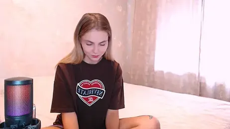 juliaanddima — Stripchat recorded stream image, 25.08.2026 09:10