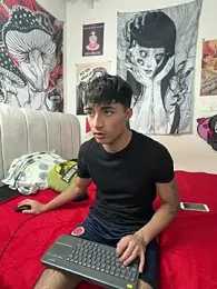 dylan_fun18 — Stripchat recorded stream image, 25.08.2026 20:10