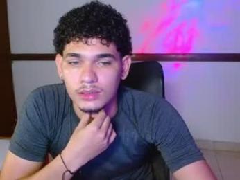 zyrosxk — Chaturbate recorded stream image, 26.08.2026 07:50