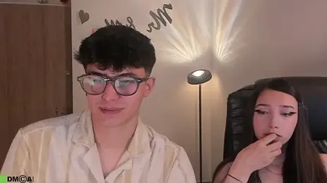 Mikeyvioleta_ — Stripchat recorded stream image, 27.08.2026 09:20
