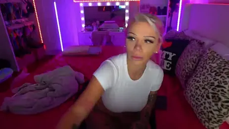 emmagray001 — Stripchat recorded stream image, 27.08.2026 08:10