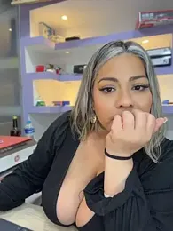 isabella_horney_ — Stripchat recorded stream image, 27.08.2026 11:50