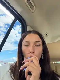 DollyTall — Stripchat recorded stream image, 30.08.2026 05:10
