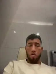 liam_bronw — Stripchat recorded stream image, 02.09.2026 15:20