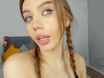 dolly-ll — Bongacams recorded stream image, 13.03.2025 13:30