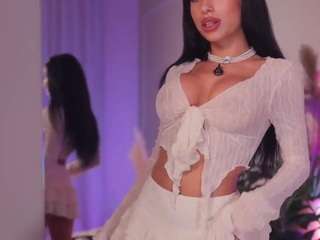 anaisbloom — Camsoda recorded stream image, 03.09.2026 19:10