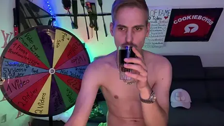 Cookieboy88 — Stripchat recorded stream image, 04.09.2026 15:40