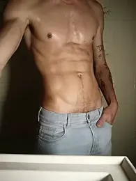 Bruninhodot — Stripchat recorded stream image, 06.09.2026 03:40