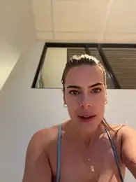 oliviafranciis — Stripchat recorded stream image, 06.09.2026 05:00
