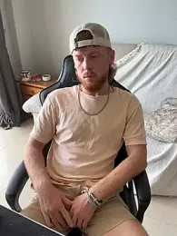 bailey_mcvicar — Stripchat recorded stream image, 06.09.2026 13:00