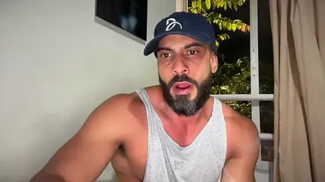 romeolovedark — Stripchat recorded stream image, 11.09.2026 01:20