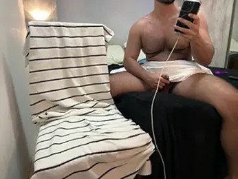 CasadoLutadorBigStuds — Stripchat recorded stream image, 13.09.2026 23:40