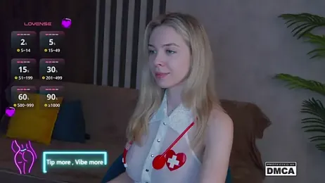 Holl1Would — Stripchat recorded stream screenshot (14 Mar 2025)