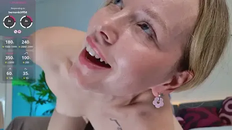 milly_shy — Stripchat recorded stream image, 15.09.2026 07:40