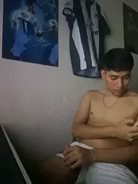 emmarod18 — Stripchat recorded stream image, 17.09.2026 03:10
