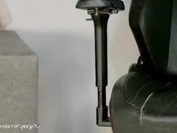 power_ranger_pink — Chaturbate recorded stream image, 18.09.2026 04:20